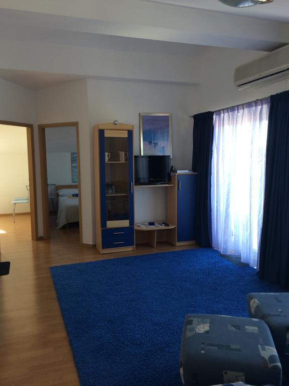 Apartments Kraljev Stanko Biograd Na Moru Rom bilde